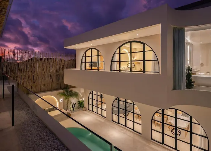 Villa Brand New Exquisite Luxury 5 Bedroom Umalas *
