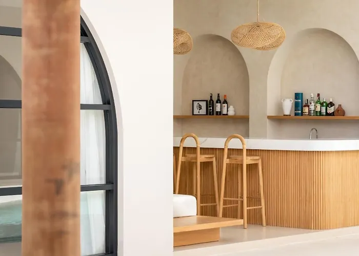 Brand New Exquisite Luxury 5 Bedroom Umalas Villa