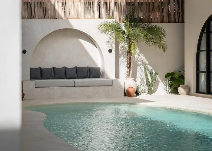 Villa Brand New Exquisite Luxury 5 Bedroom Umalas *